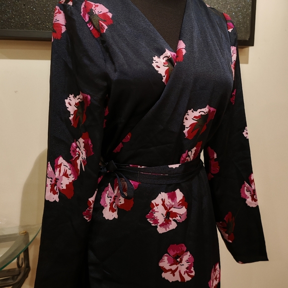 JOIE Floral Print Wrap Dress MILTONA In Midnight - Picture 17 of 17